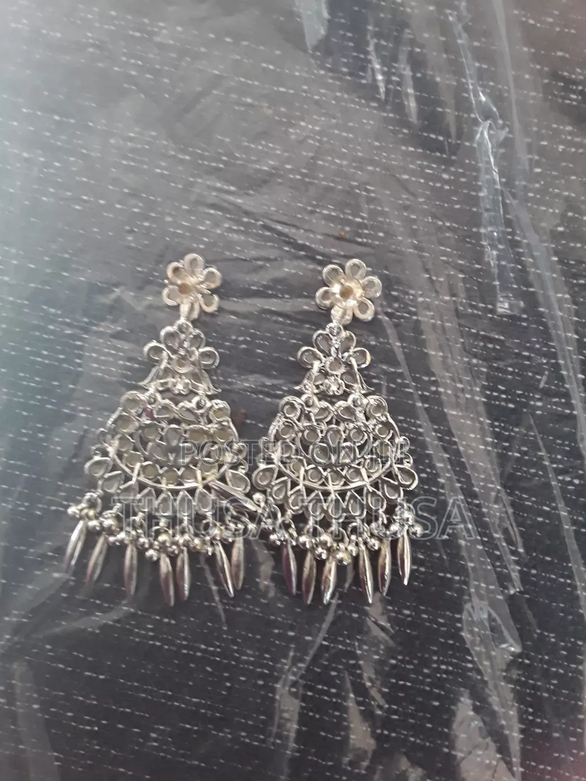 Earing Women Jewels