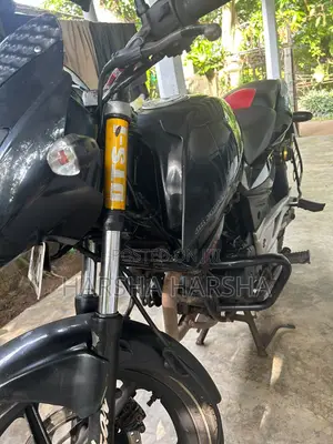 Bajaj Pulsar RS200 2011 Black