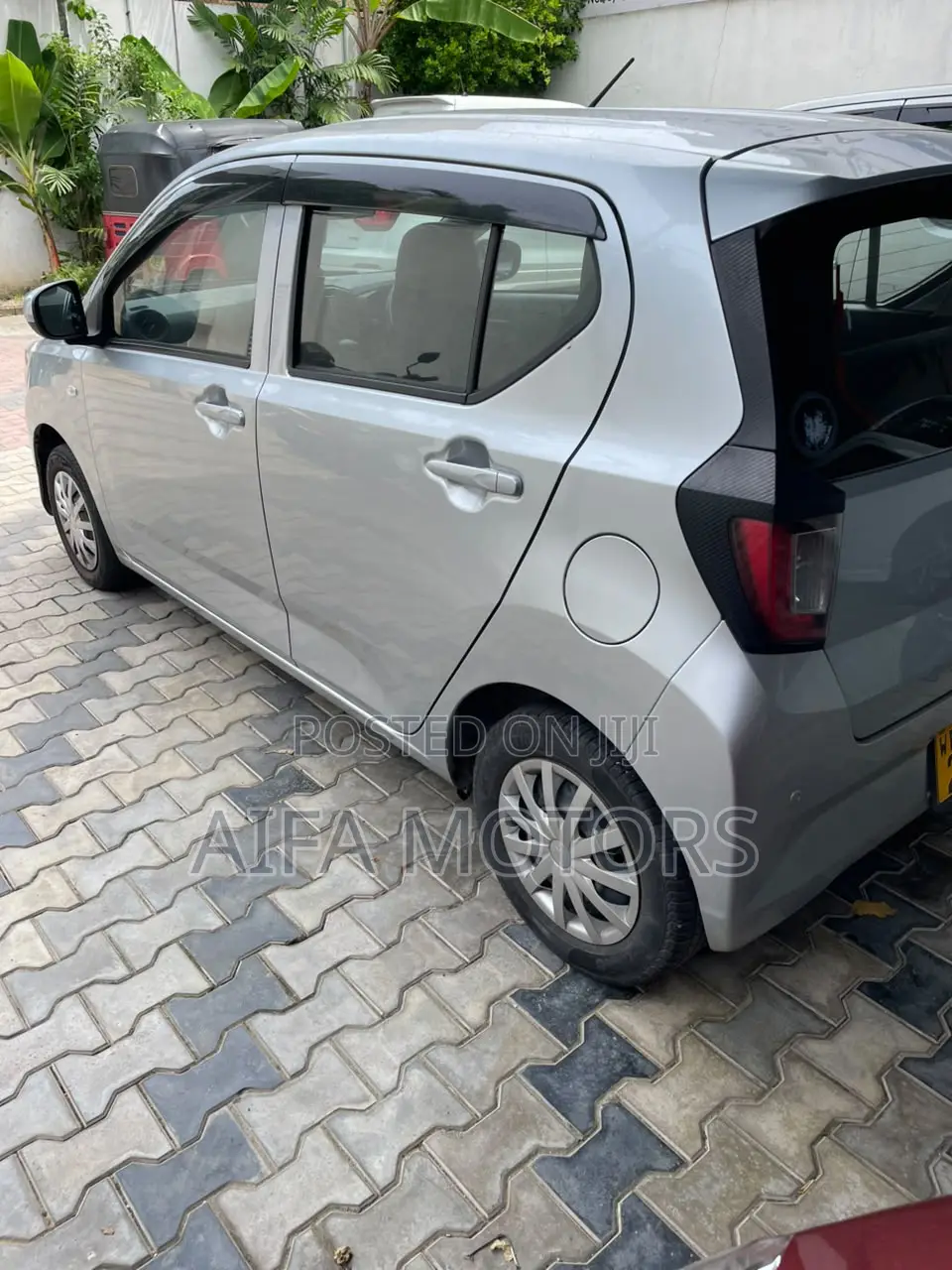 Daihatsu Mira 2018 Silver