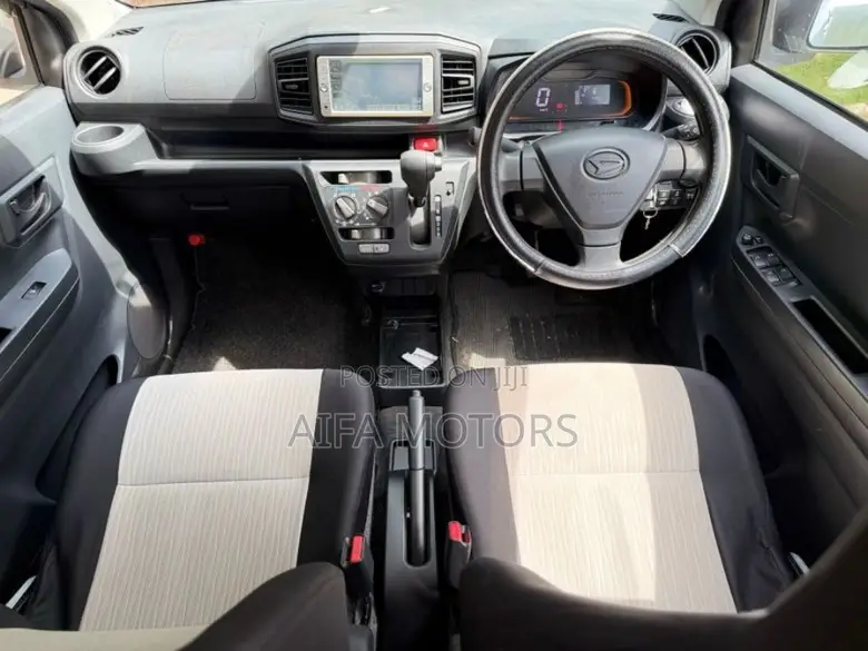Daihatsu Mira 2018 Silver