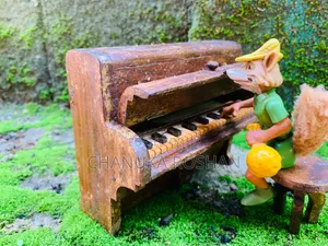 Small Decorative Household Items