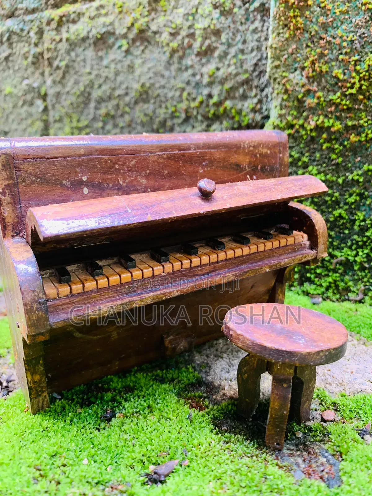 Small Decorative Household Items