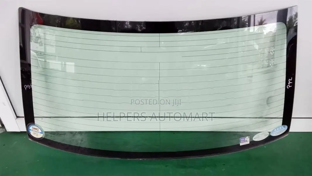 toyota Belta P92 Rear Glass