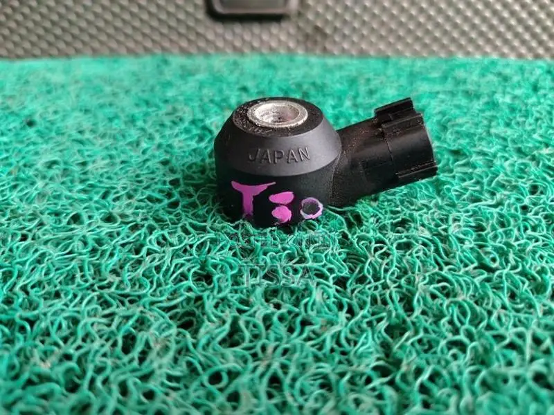 Nissan X Trail T30 QR20 Knock Sensor