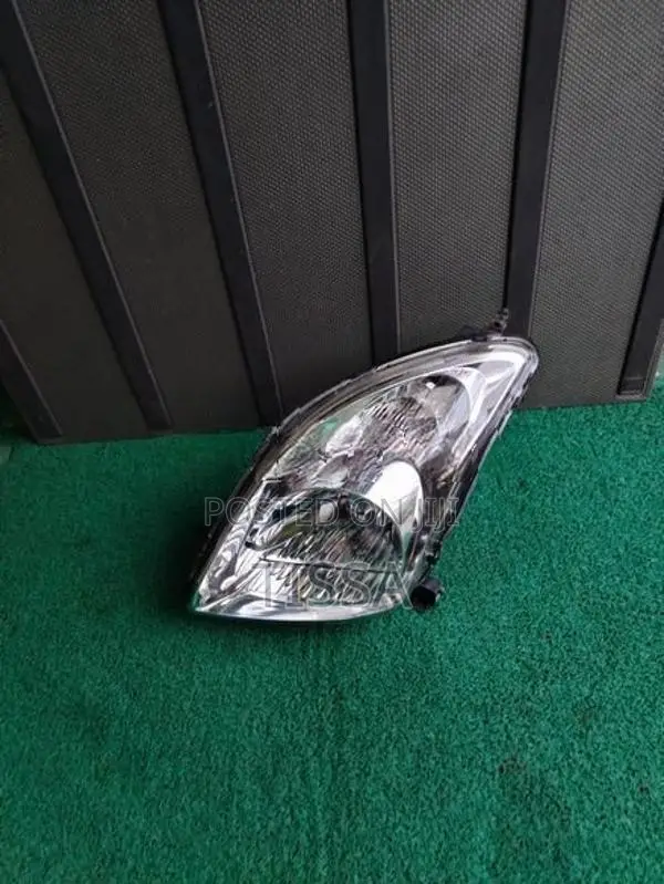 Suzuki Swift ZC71S Headlight