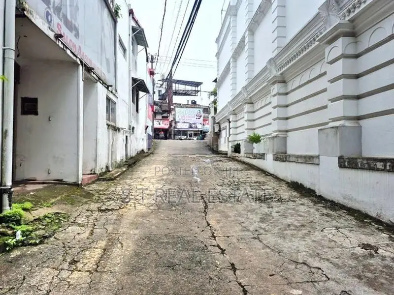 35P Residential Land for Sale in Nawala