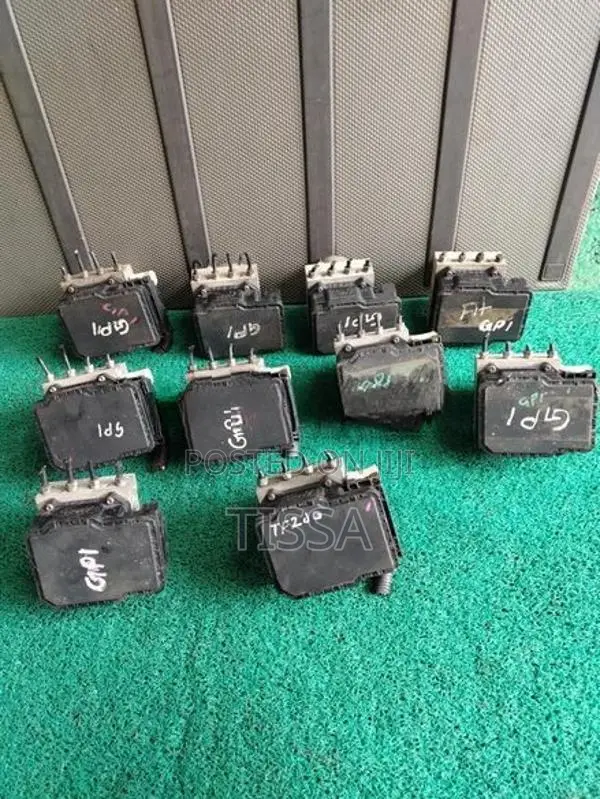Honda Fit Shuttle GP2 ABS Unit