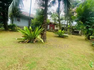 Valuable Land with House for Sale in Kiribathgoda Makola