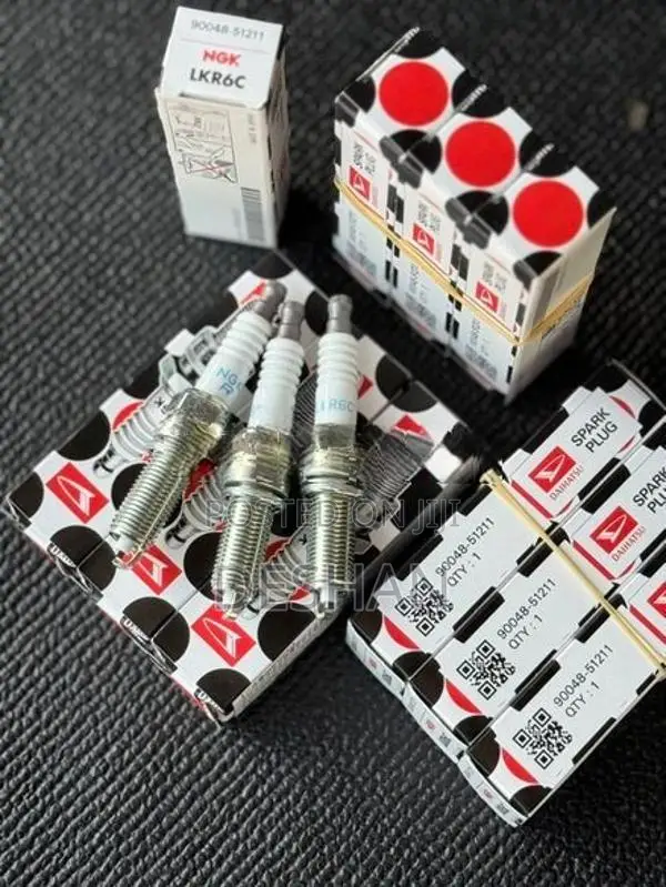 Daihatsu hijet s321v spark plugs genuine