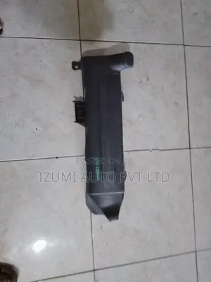 Toyota Crown 171 Wiper Washer Tank with Motor