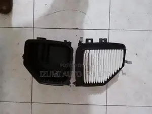 Suzuki Carry DA17 Engine Air Cleaner