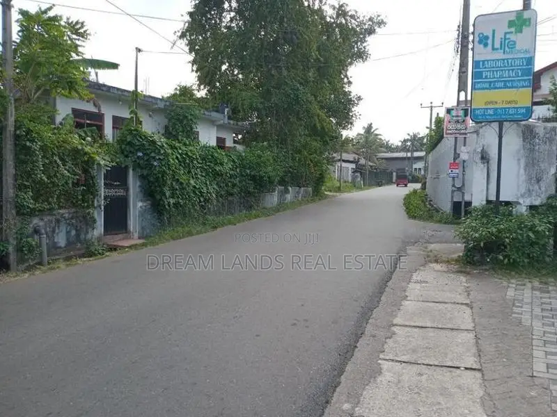 Commercial Land for Sale in Battaramulla (sp1022)