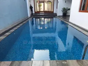 Luxury House for Sale in Pitakotte