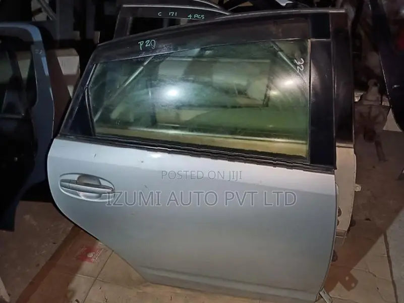 Toyota Prius 20 Rear Right door