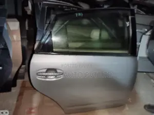 Toyota Prius 20 Rear Right door