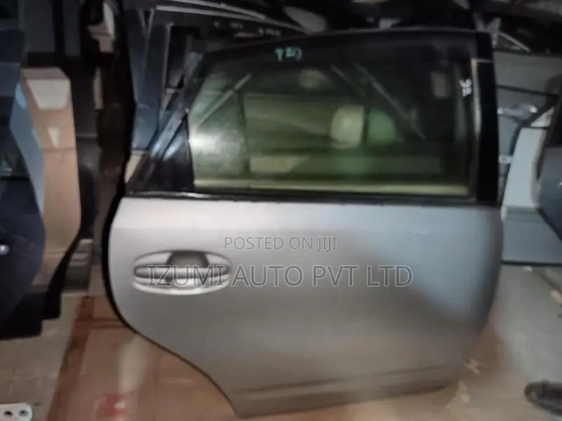 Toyota Prius 20 Rear Right door