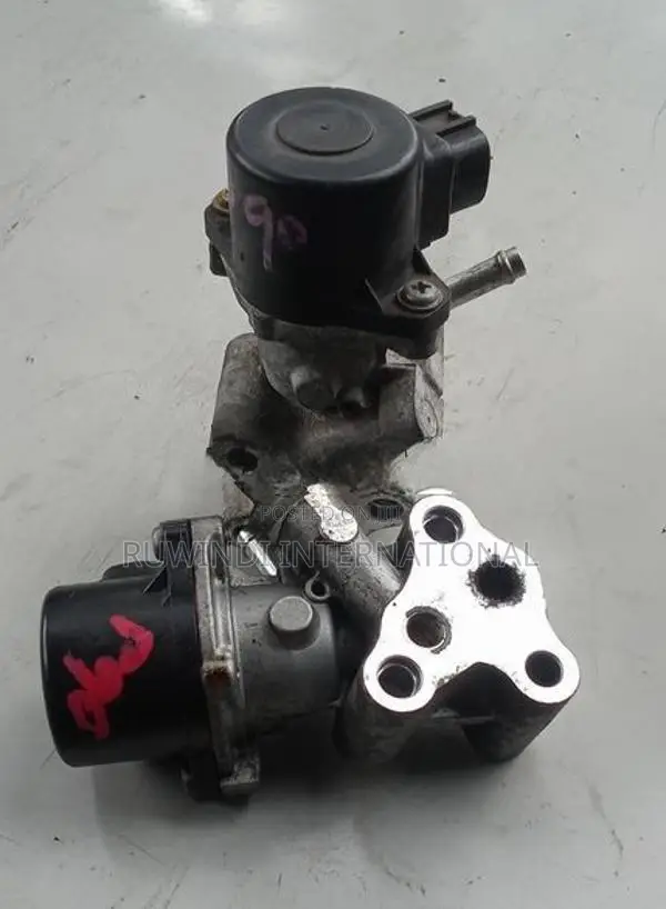 TOYOTA VITZ KSP90 EGR