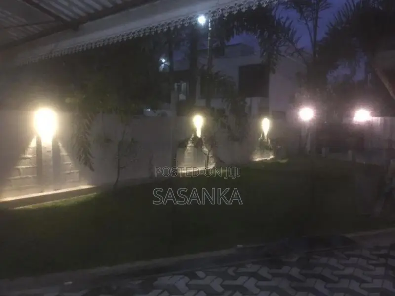 Battaramulla Koswatta Luxury House for Rent