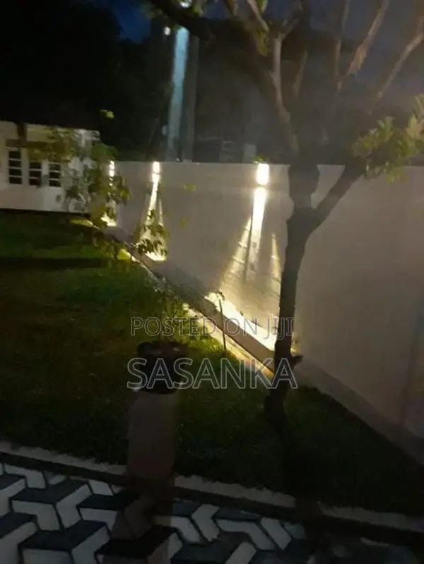 Battaramulla Koswatta Luxury House for Rent