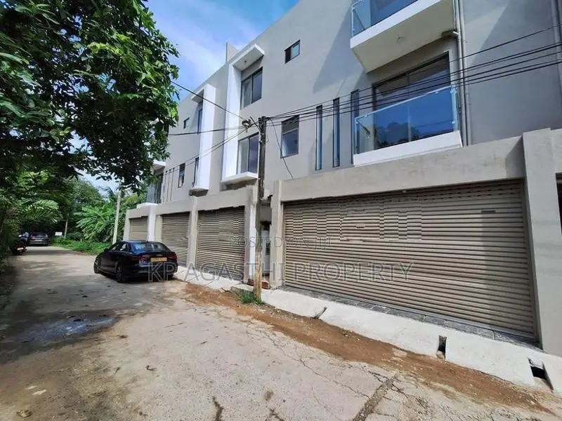 Luxury House for Sale in Dehiwala