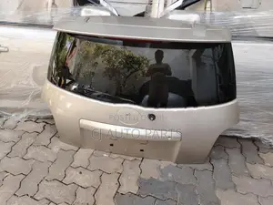 Toyota Ist NCP60 Dicky Door Panel with Glass