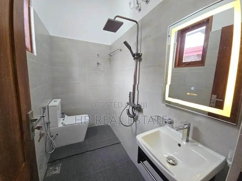 Architecture Designed Luxury Two Storey House For Sale