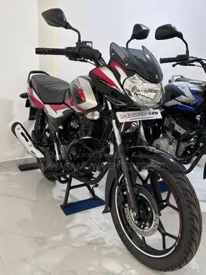 Bajaj Discover 125 DTS 2026