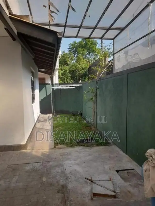 Residential House for Rent in Kalapaluwawa Ds4