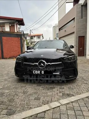 Mercedes Benz C200 AMG Line 2025