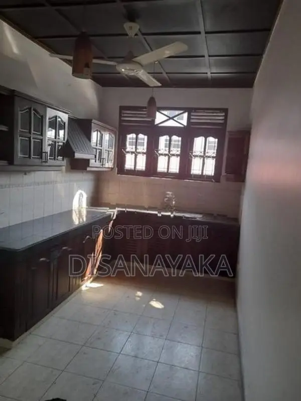 Residential House for Rent in Kalapaluwawa Ds4