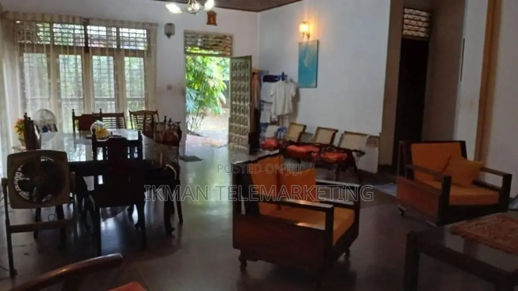Prime Residential Land with House Sale in Kiribathgoda