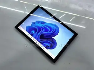 Microsoft Surface Pro 1807 (5th GEN) i5 7th GEN 8GB RAM 256GB SSD 12.3