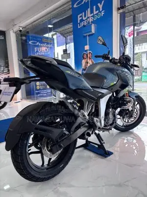 Bajaj Pulsar N160 Premium 2026