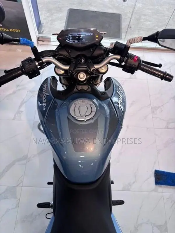 Bajaj Pulsar N160 Premium 2026