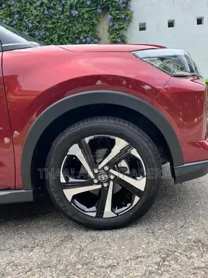 Toyota Raize Z Hybrid BSM 2026