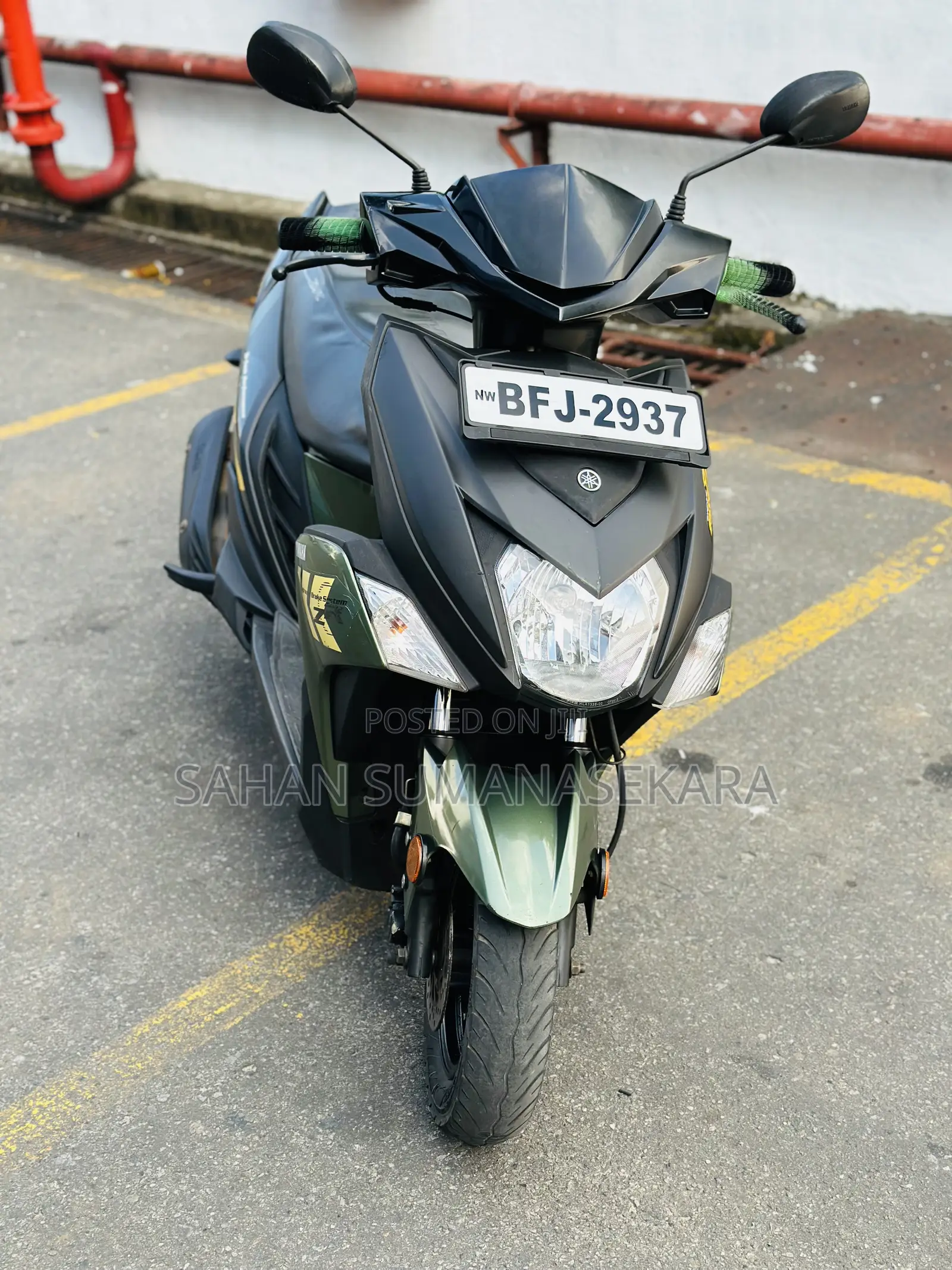 Yamaha 2017 Black