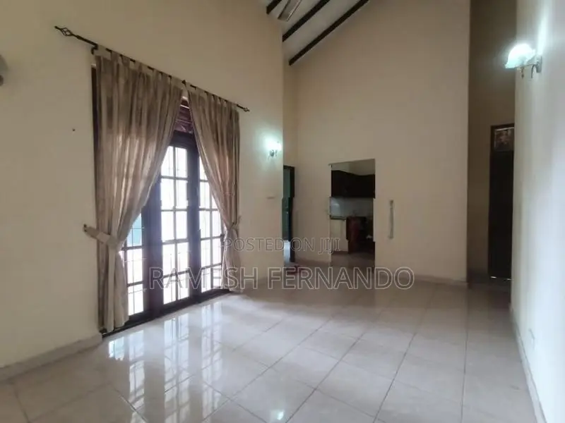 3 Bedroom House for Rent Ekala Ja Ela