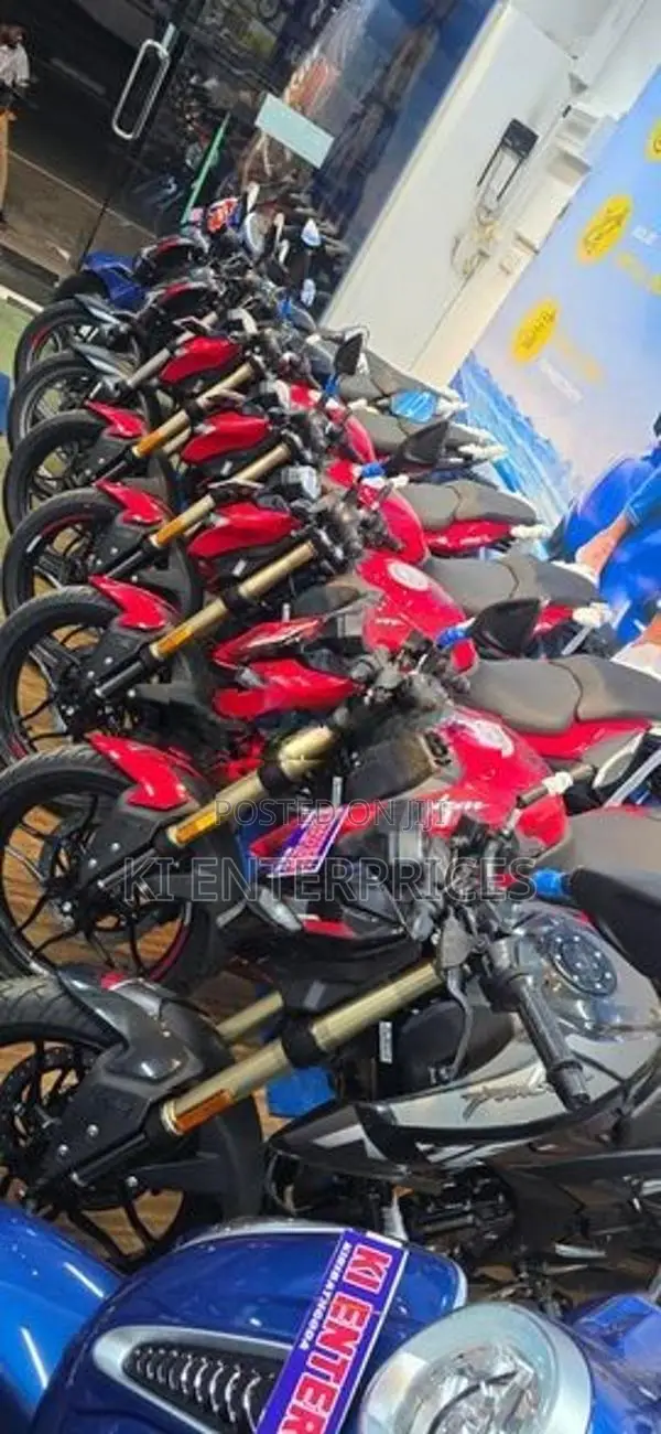 Bajaj Pulsar N160 Premium 2026