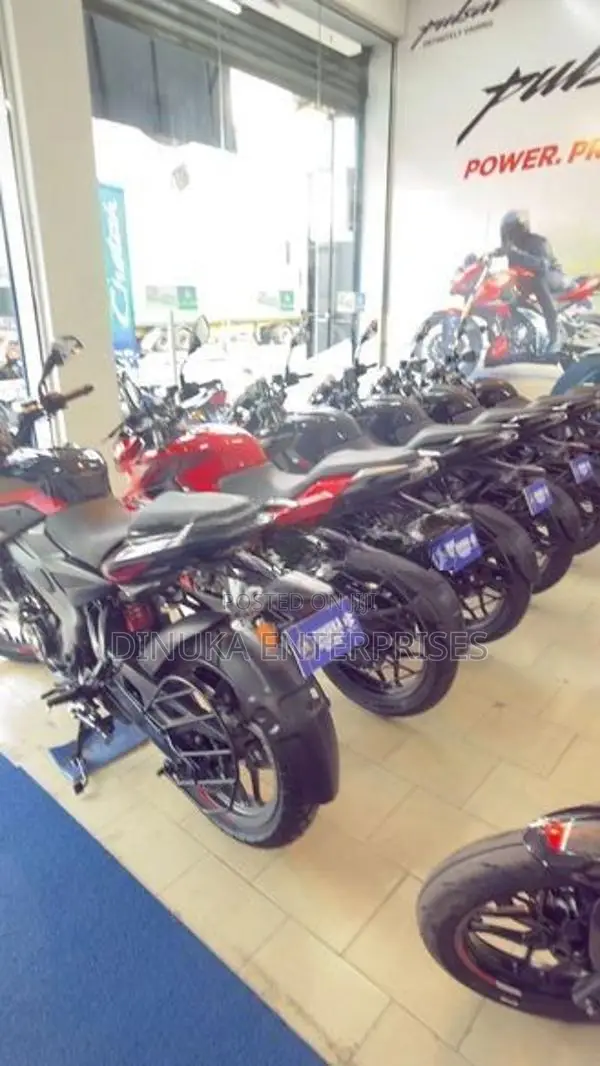 Bajaj Pulsar N160 Premium 2026