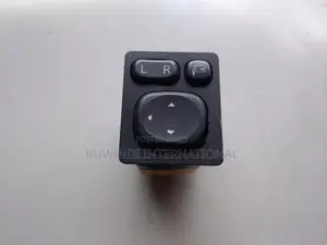 Toyota Aqua NHP10 X Urban Power Mirror Switch
