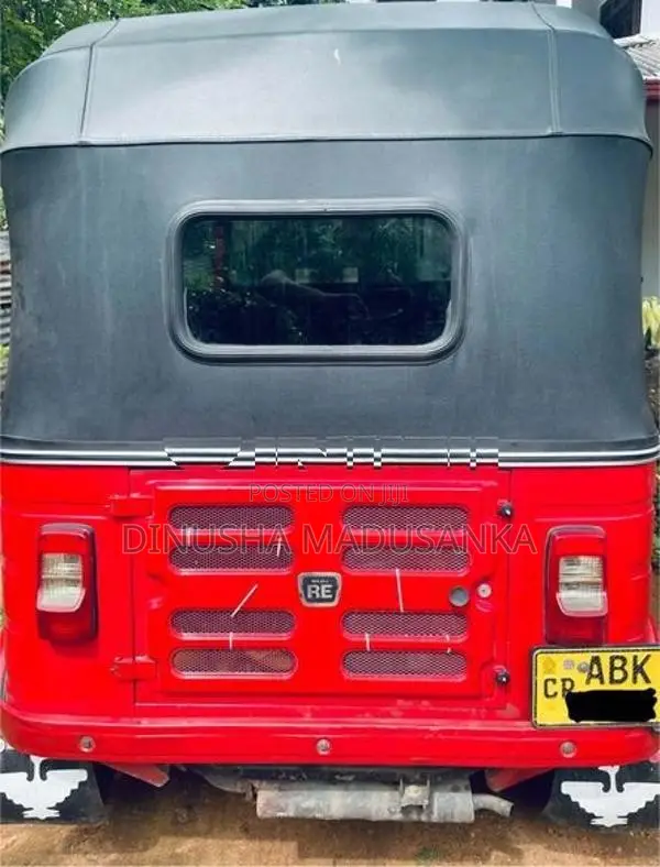 Bajaj RE 2016 2017