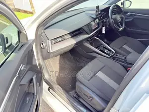 Audi A3 Advance Pkg 2023