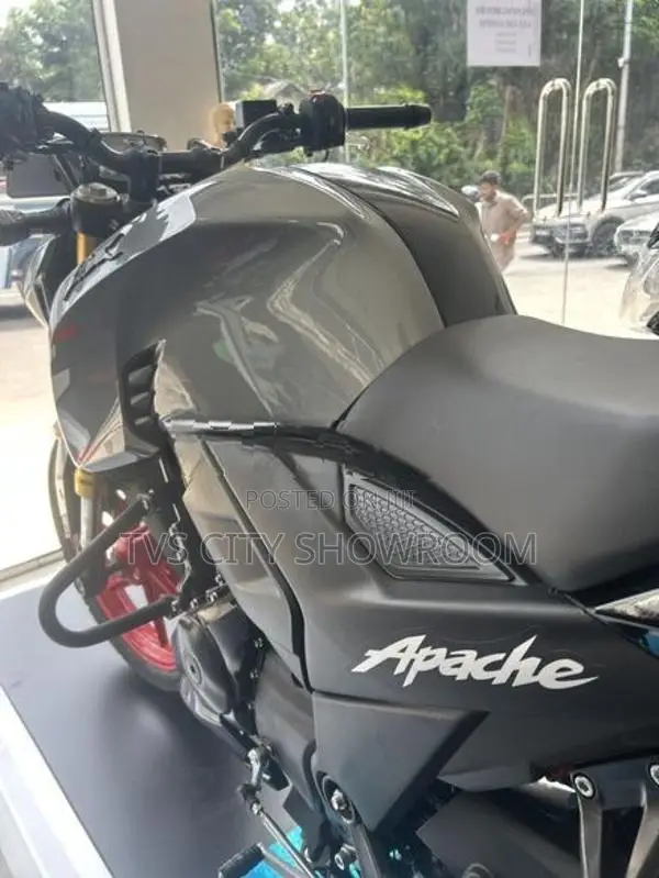 TVS Apache RTR 160 V4 2026