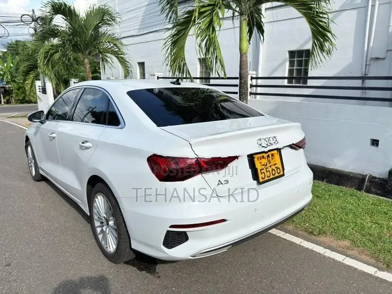 Audi A3 Advance Pkg 2023