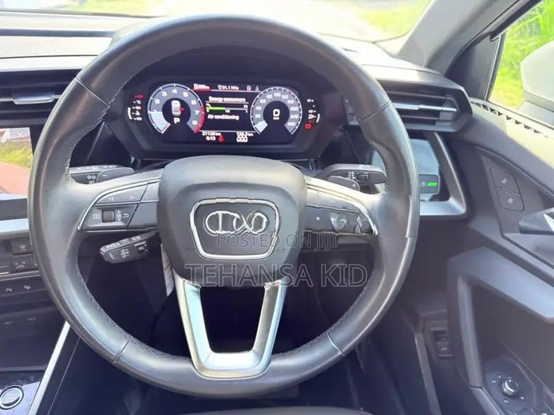 Audi A3 Advance Pkg 2023