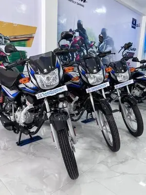 Bajaj CT100 ES 2026