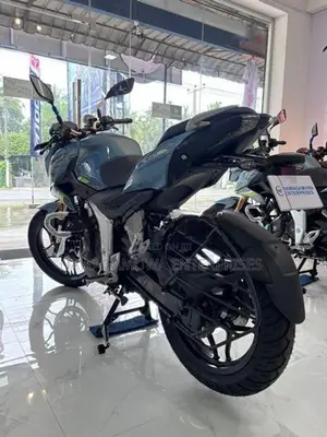 Bajaj Pulsar N160 Premium 2026
