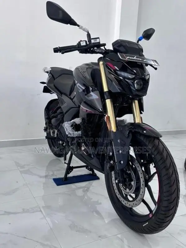 Bajaj Pulsar N160 Premium 2026