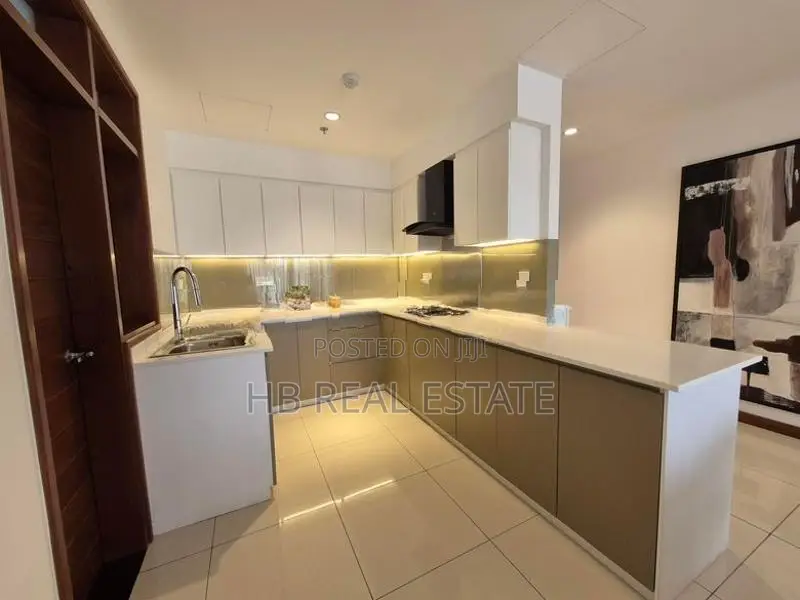 Unfurnished Luxury Brand New Apartment For Sale-Madiwela