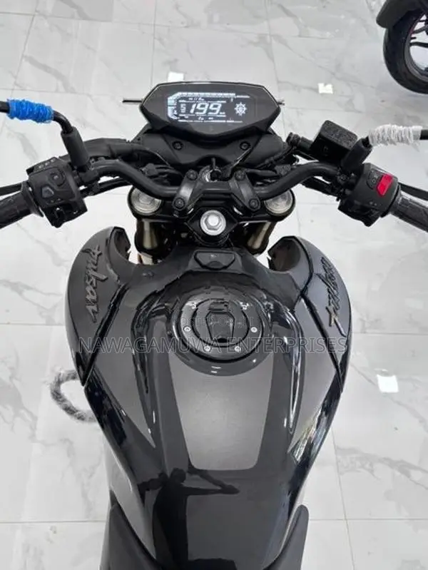 Bajaj Pulsar N160 Premium 2026